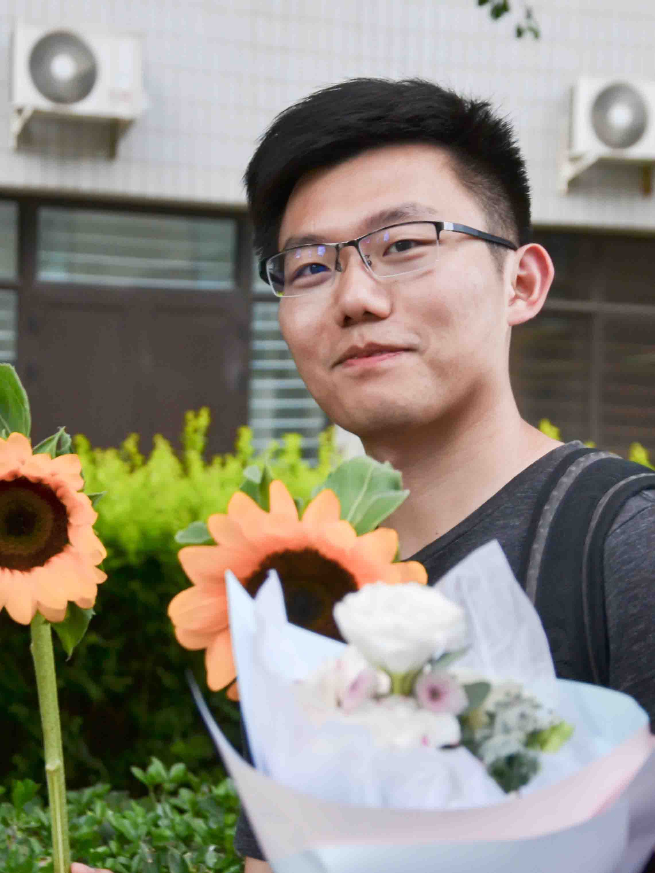 Minghui Xu